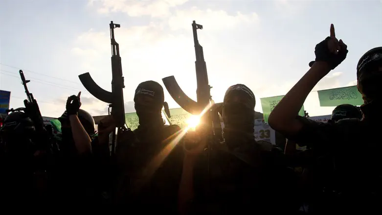 Боевики террористической группировки ХАМАС. Иллюстрация