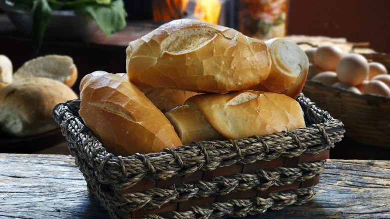 ועדת המחירים: להסיר את הפיקוח ממחיר הלחם