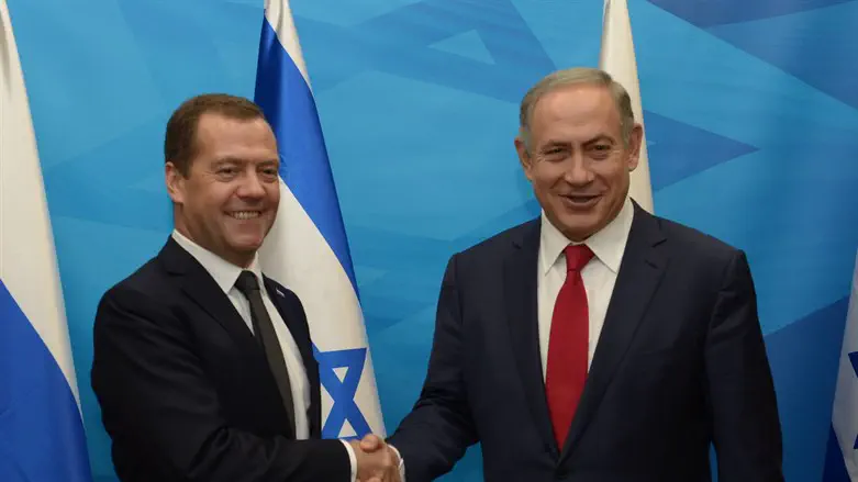 Дмитрий Медведев и Биньямин Нетаньяху (архив)