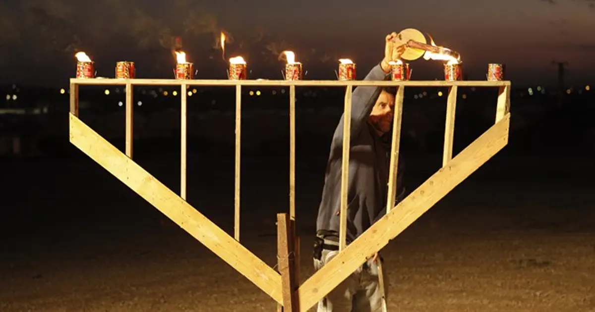 Australia school makes world's largest human Menorah Israel National