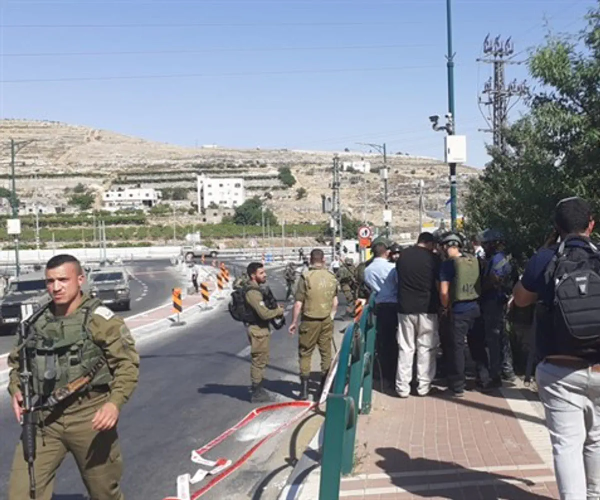 Scene of attack near Kiryat Arba