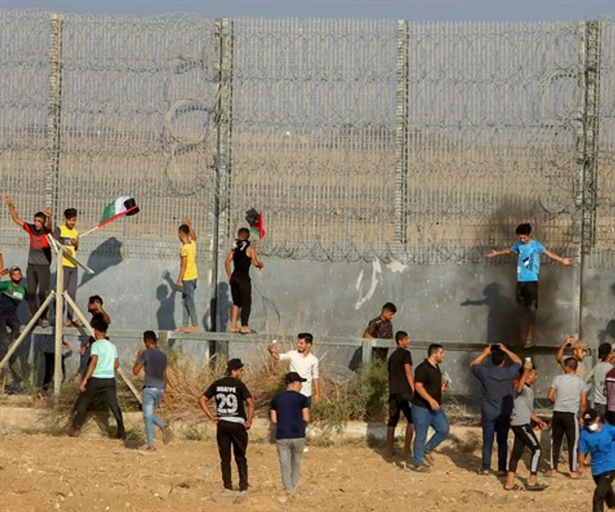 Violent rioting on the Gaza border