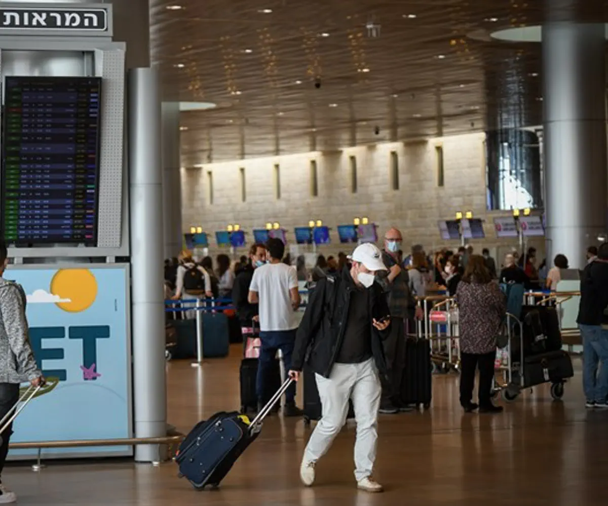 Pasajeros en el aeropuerto Ben Gurion