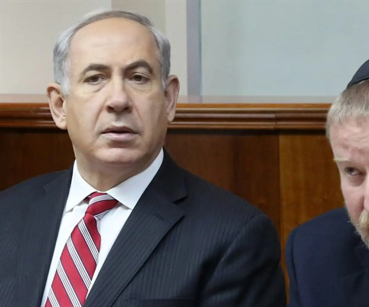 Mandelblit y Netanyahu