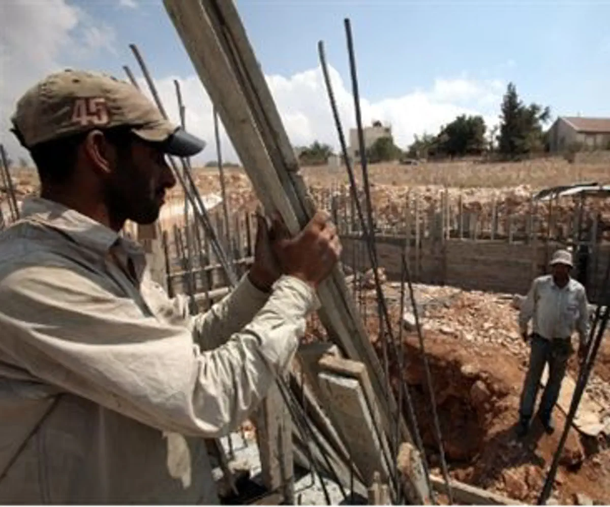 Building with Jews  in eastern Gush Etzion  