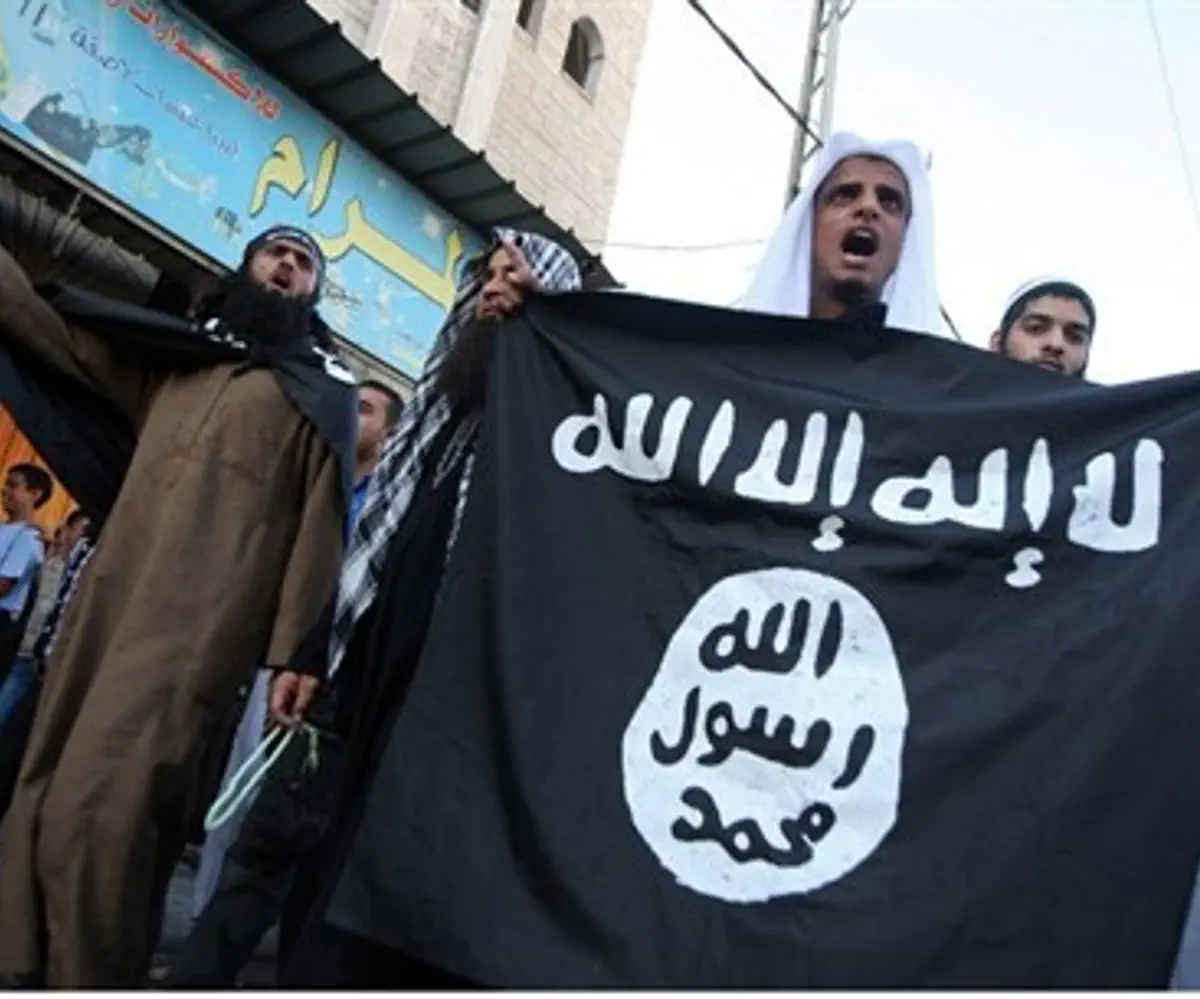 Gaza Salafists wave Al-Qaeda flag during prot