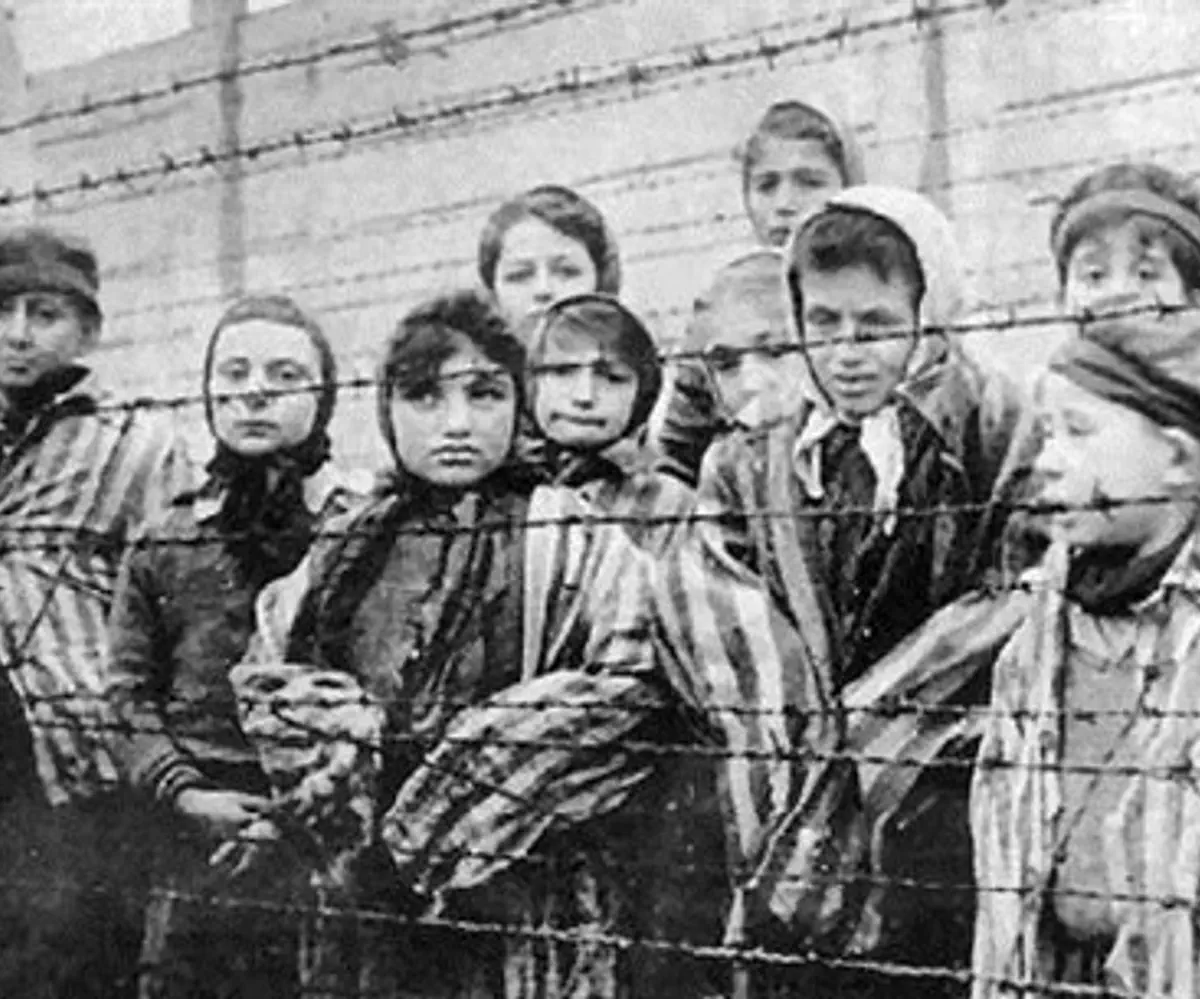 Jews in the Holocaust 