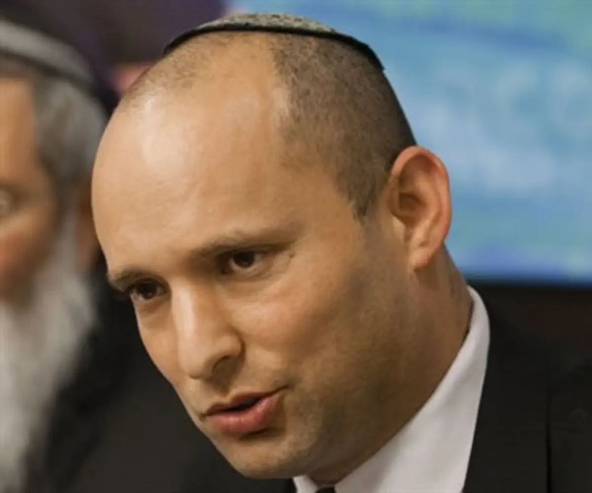 Minister Naftali Bennett