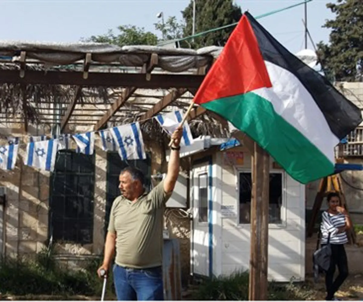 Man waves PLO flag in Jerusalem