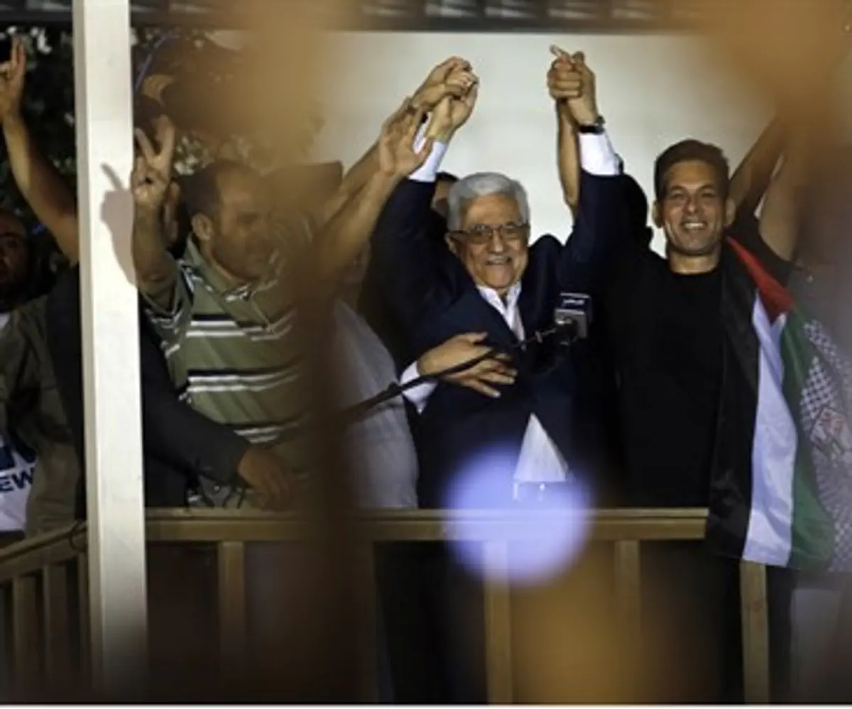 Abbas welcomes freed terrorists