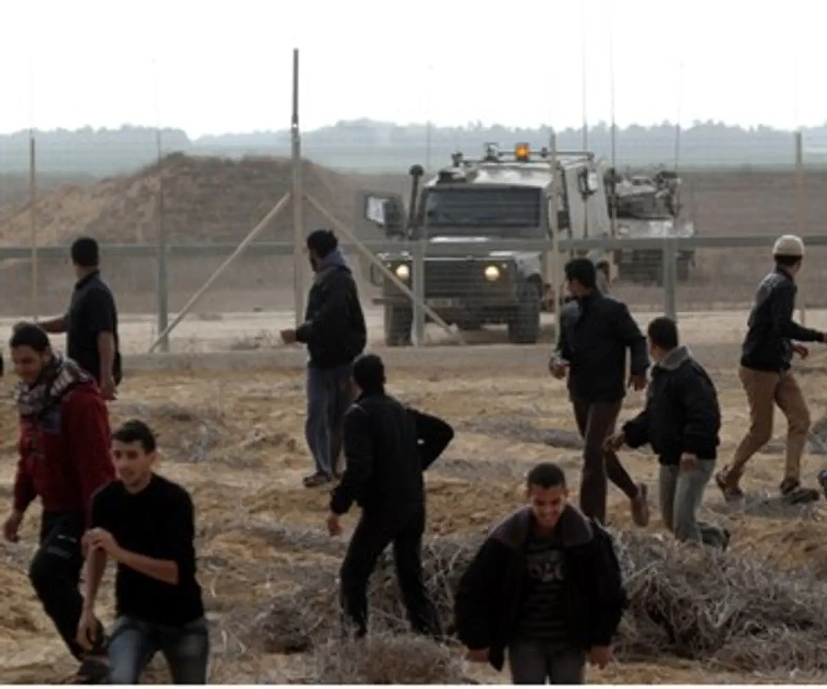 Confrontation at Gaza security fence (file)