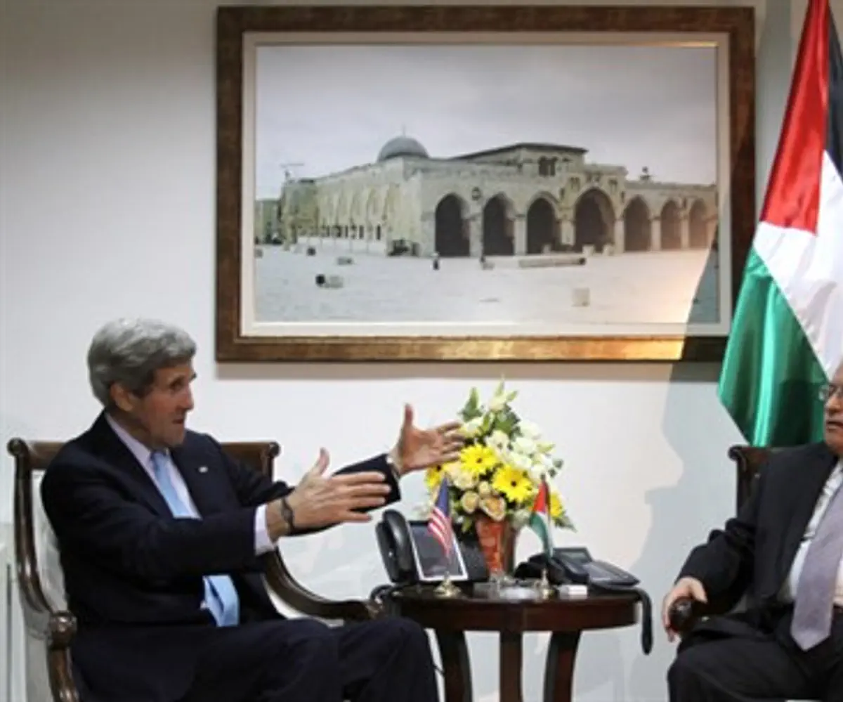 Kerry and Abbas (archive)