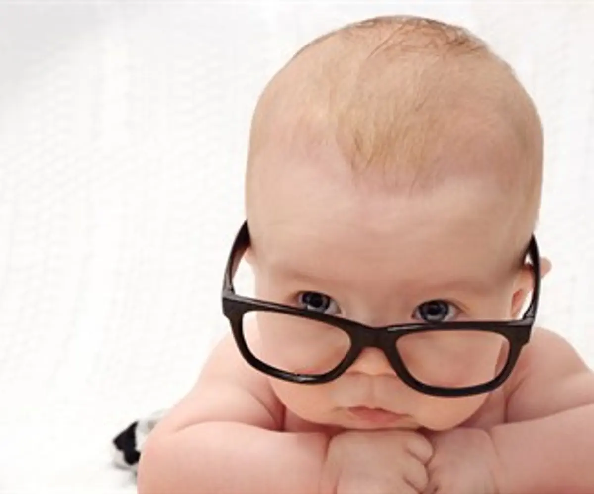 baby book pregnancy הריון לידה תינוק משקפיים ספר