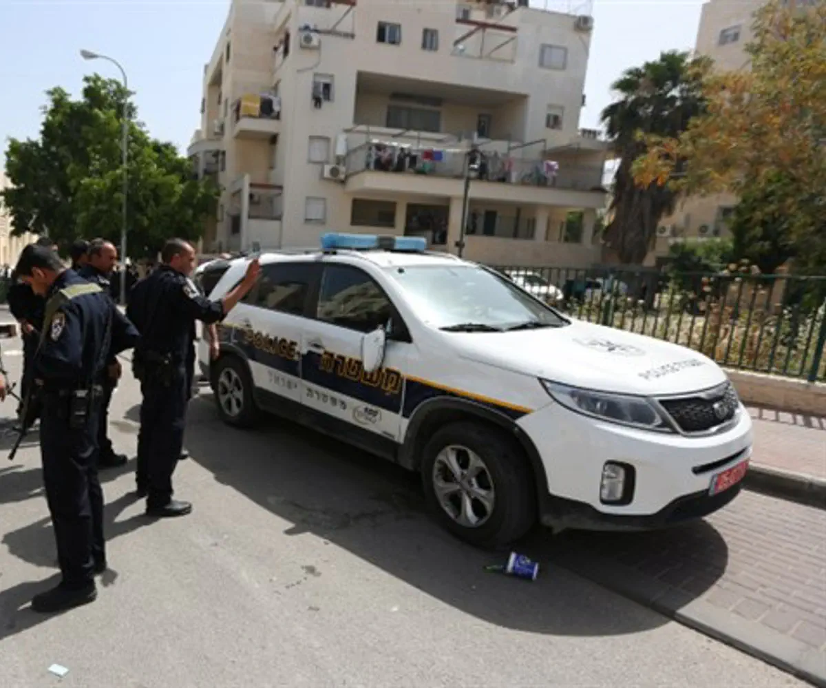 Police in Beit Shemesh