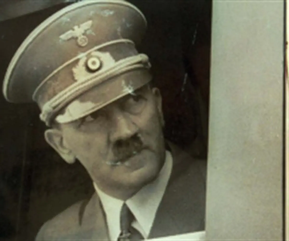 Hitler (reproduction)