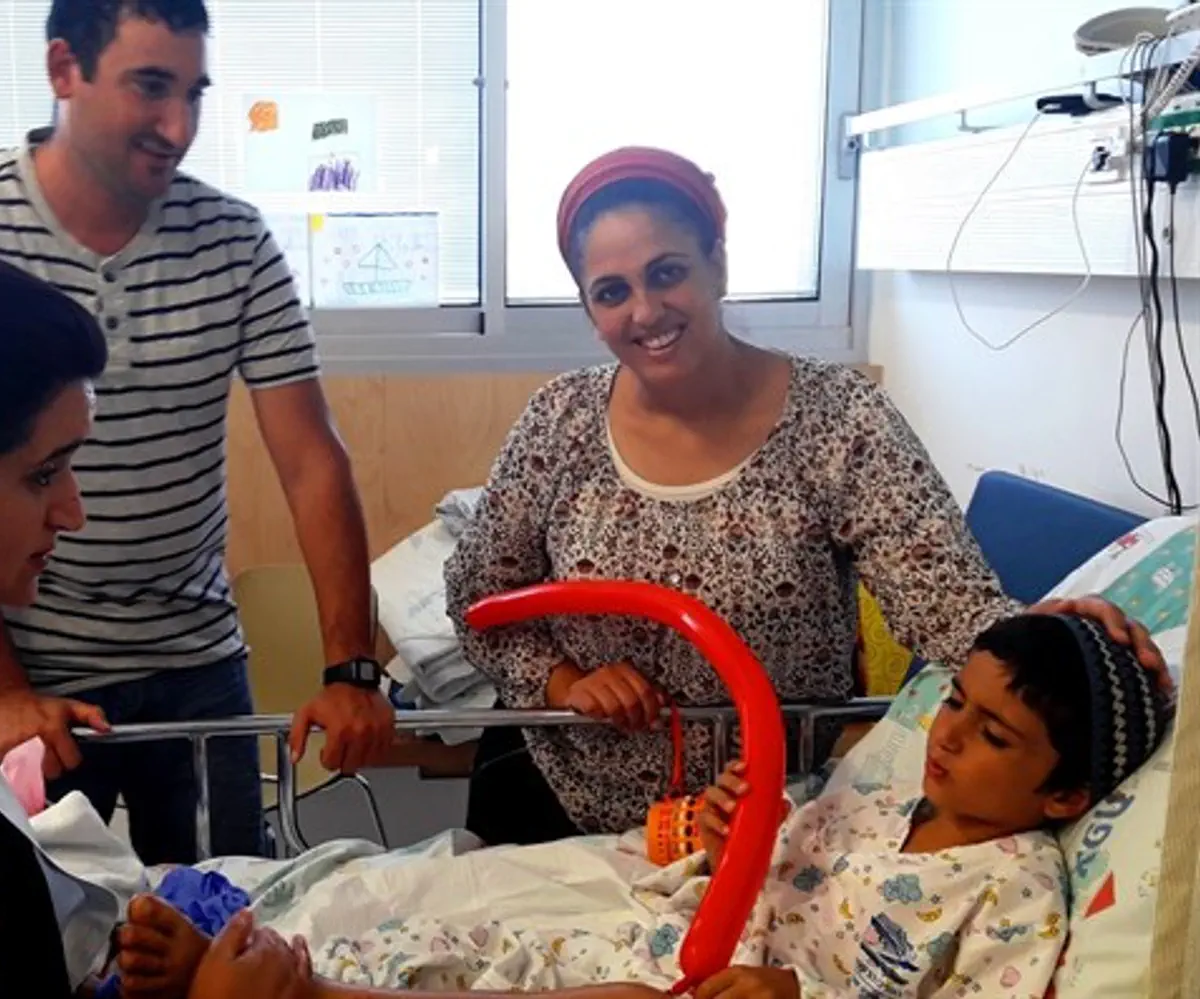 הראל child bitten by viper in hospital