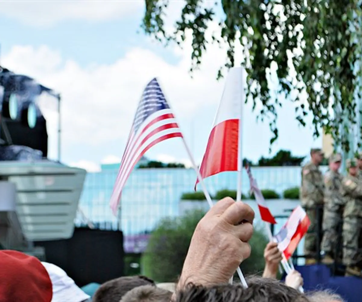 Polish and US flags