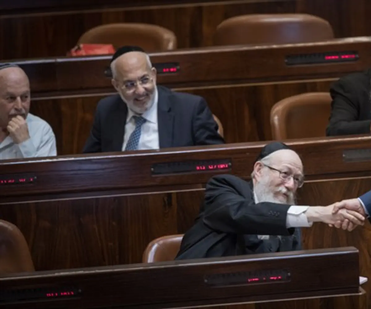 Binyamin Netanyahu and Yaakov Litzman ahead of Draft Law vote