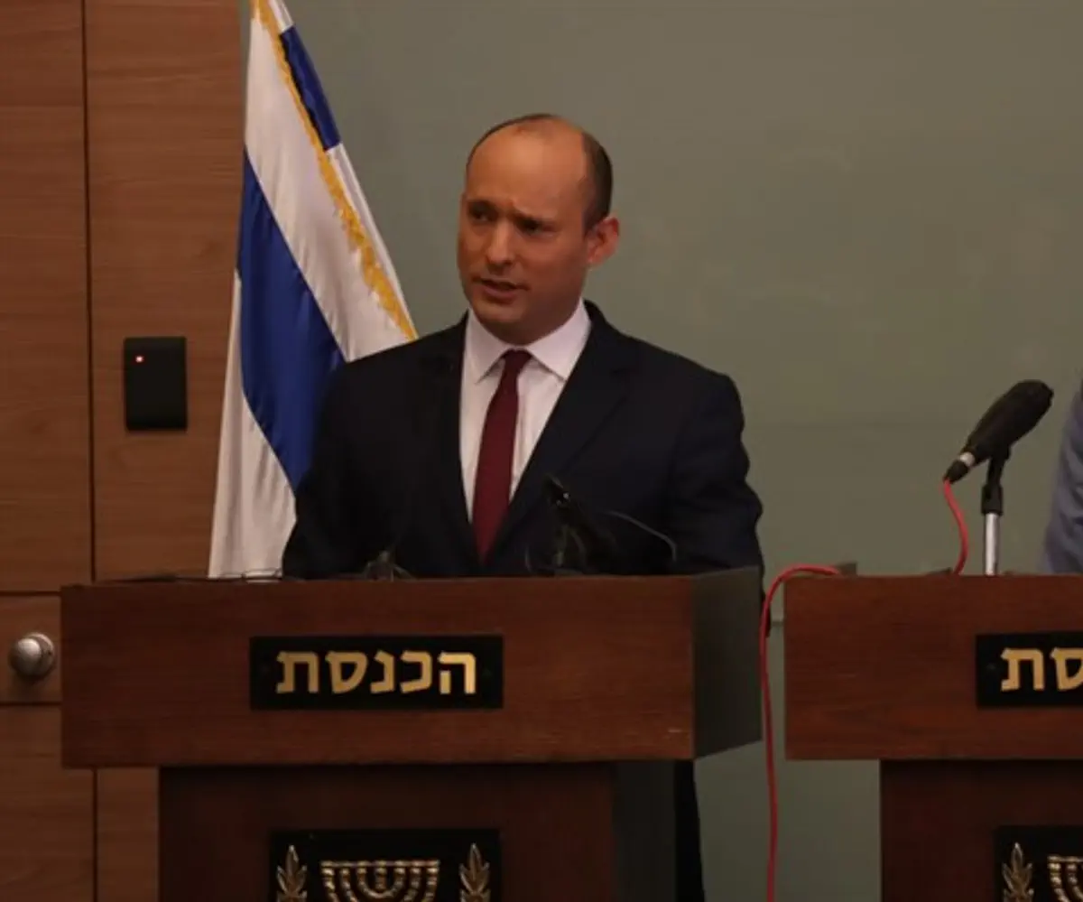 Bennett and Shaked announcing Jewish Home will remain in coalition