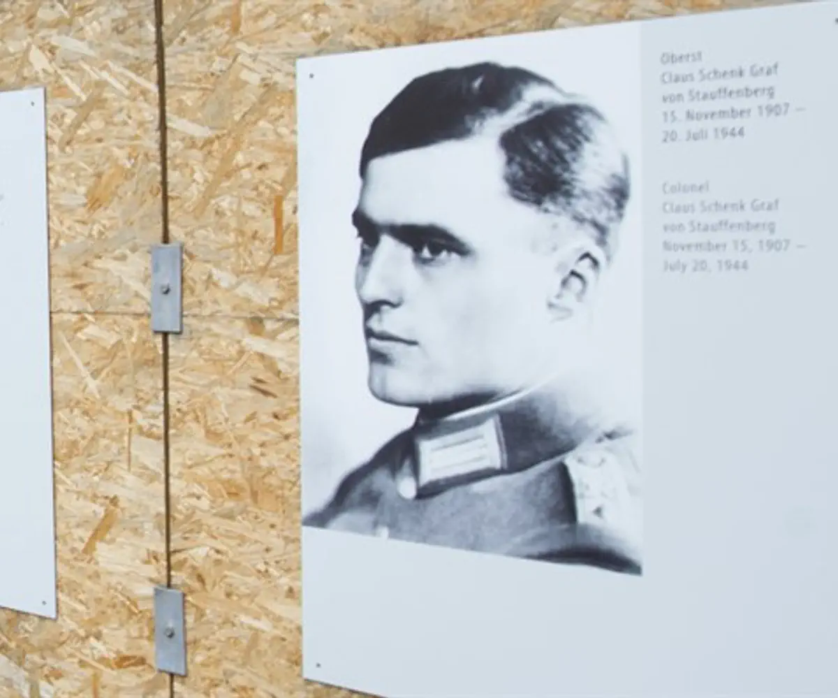 Portraits of Ludwig Beck (2nd R) and Claus von Stauffenberg