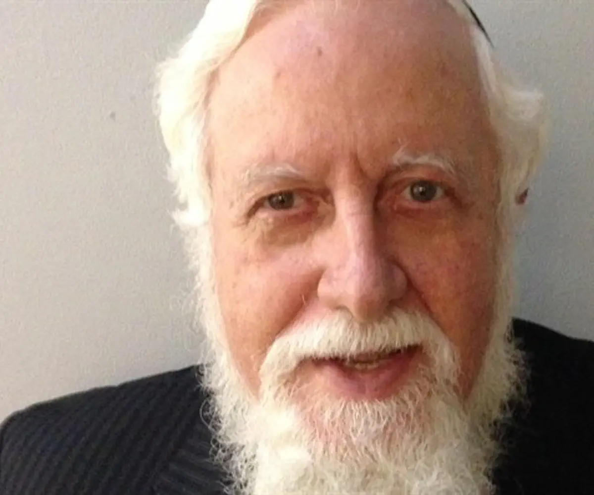 Rabbi Safran new