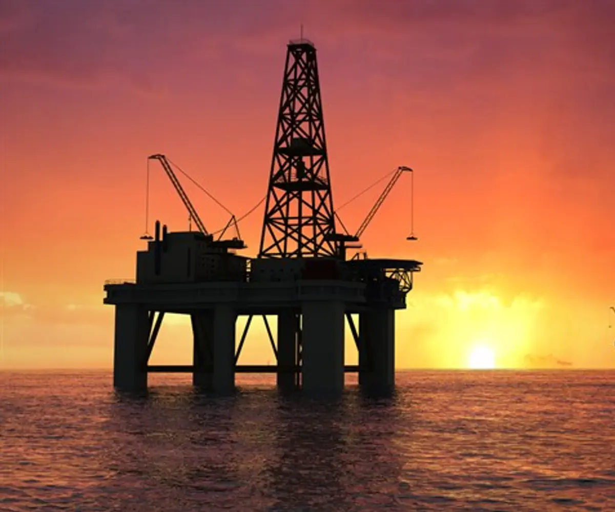 Offshore oil rig oil platform