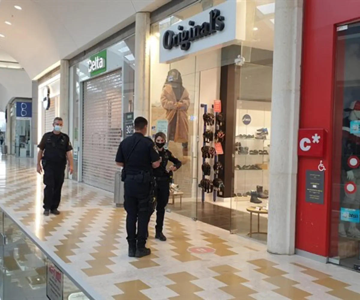 Police in mall