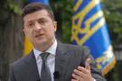 Ukrainian president downplays talk of Russian invasion
