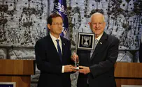 Pictures: Ceremony for President Herzog at President's Residence