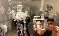 Anti-Israel activists surround IDF veterans' event at NJ college
