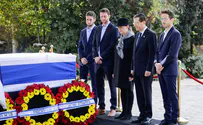 Israeli President pays last respects to his mother