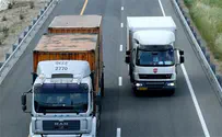 US trucker convoy: Cross-border mandate harms livelihood, rights
