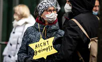 German city bans yellow stars at COVID-19 protests