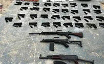 34 אקדחים, רובה צלפים וסמים