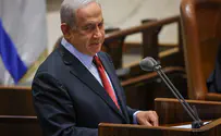 Netanyahu: Lapid, stop flattering Abbas