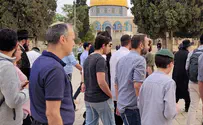 Hundreds visit the Temple Mount for Shavuot