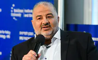 מנסור עבאס מאמין שתהיה עסקת חילופי שבויים עם חמאס ומתבטא נגד הלהט"ב: "הכל אסור"