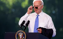 Watch: Confused Biden doesn’t know how to start his own meeting