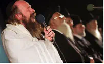 Tens of Thousands Praying for Rabbi Mordechai Eliyahu