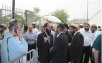 Hareidi Religious Rabbis Flock to Temple Mount