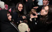 Jewish Teens Skip Super Bowl for Spiritual Spree in NY 