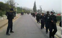 Singing Jews Block Border Police in Yitzhar