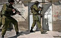 IDF Closes Qalqiliya - Arrests 9
