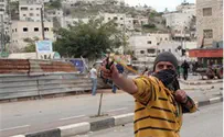 Haaretz Writer: Arabs Have a Duty to Throw Stones