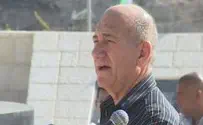 Olmert Slams 'Self-Righteous' Critics of War on Terror