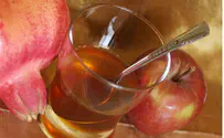 Plenty of Apples, But Honey Weak as Rosh Hashana Approaches
