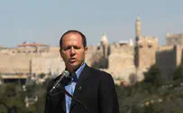Jerusalem Mayor Dedicates Street to Famed Egyptian Singer
