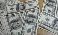 Rabbi Returns 98K in Cash Found in Old Desk