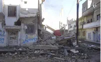 Syria: Red Cross Enters Besieged Homs Neighborhood