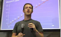 Zuckerberg Phones Obama to Complain About NSA Spying